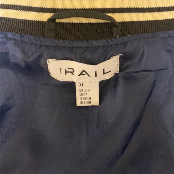 New York Embroidered Jacket - Picture 3 of 4